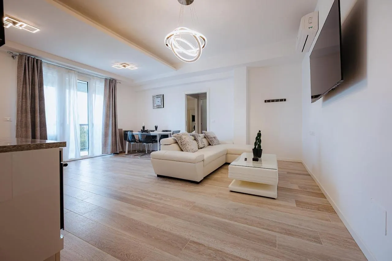 Home Sweet Home Bologna 0*,